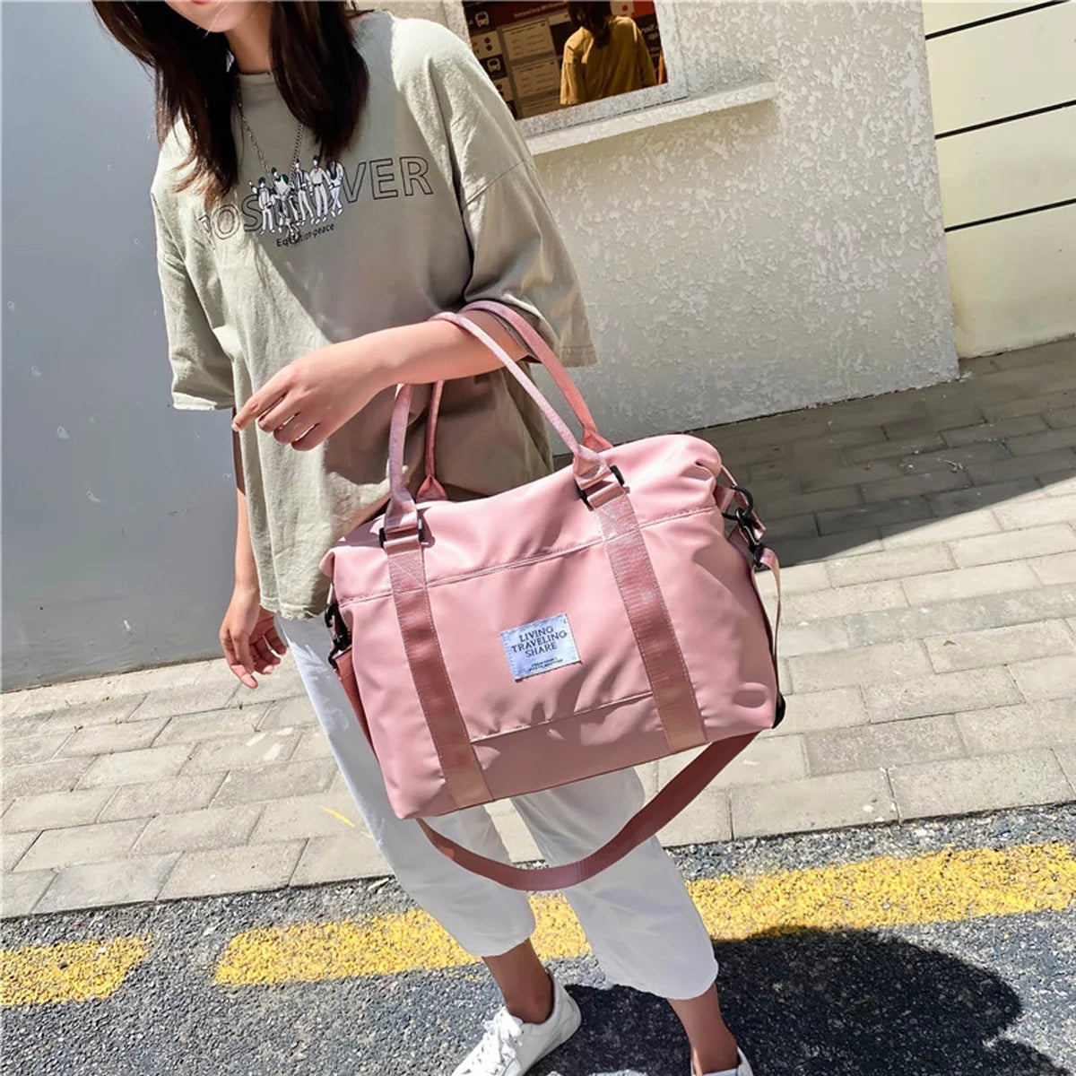 Travel Duffel Bag Sports Tote Gym Bag Shoulder Weekender Overnight Bag for Women Gym Accessories for Women